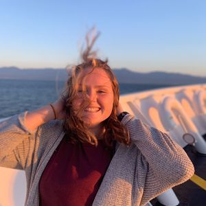 Meet your Posher, Carly